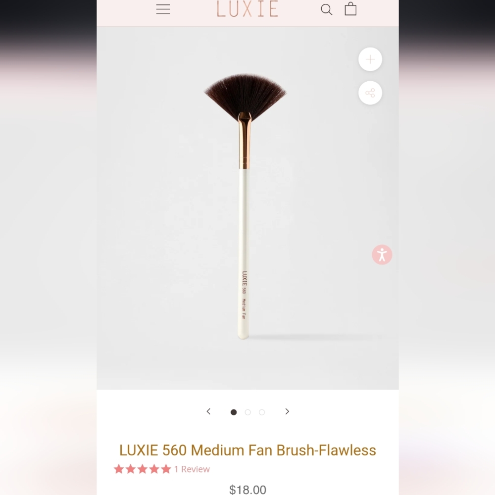 Luxie 560 Medium Fan Brush